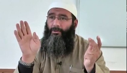 tesetürlüyüz diyen kadınlar kızlar başörtümü takıyor yoksa borumu takıyor giyinmiş çıplaklar