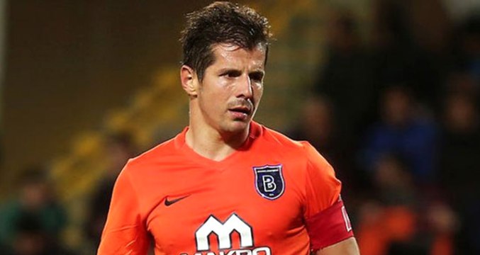 Emre Belözoğlu, 5 Yıl Sonra Trabzonspor'a Gol Attı