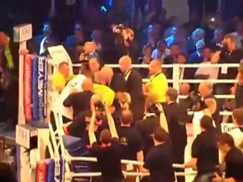 Armenian boxer Khoren Gevor beat referee