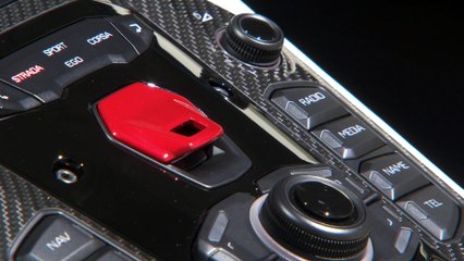 The new Lamborghini Aventador S Roadster Interior Design