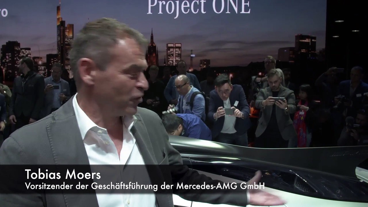 Mercedes-Benz auf der IAA 2017 - Interview Tobias Moers