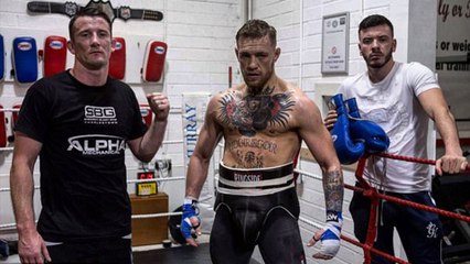Conor McGregor TRAINING for Mayweather Fight, DEMANDS Floyd to Sign
