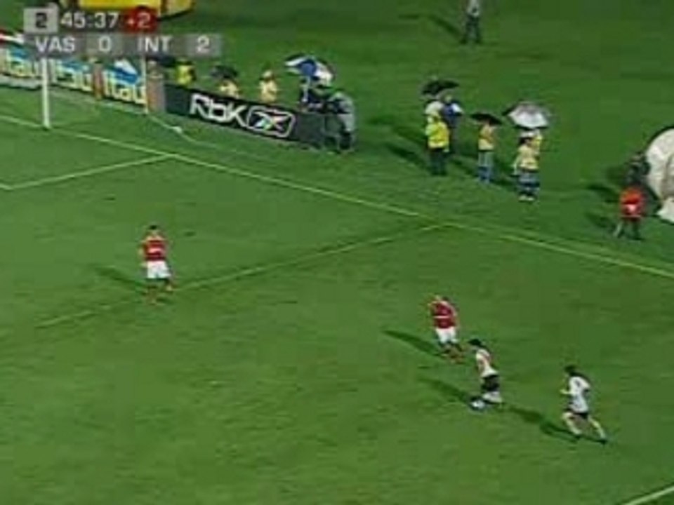 Gol 3 - Vasco - Leandro Bonfim