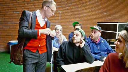 SCHULE | FRÜHER vs. HEUTE | Joyce feat. Oliver Pocher