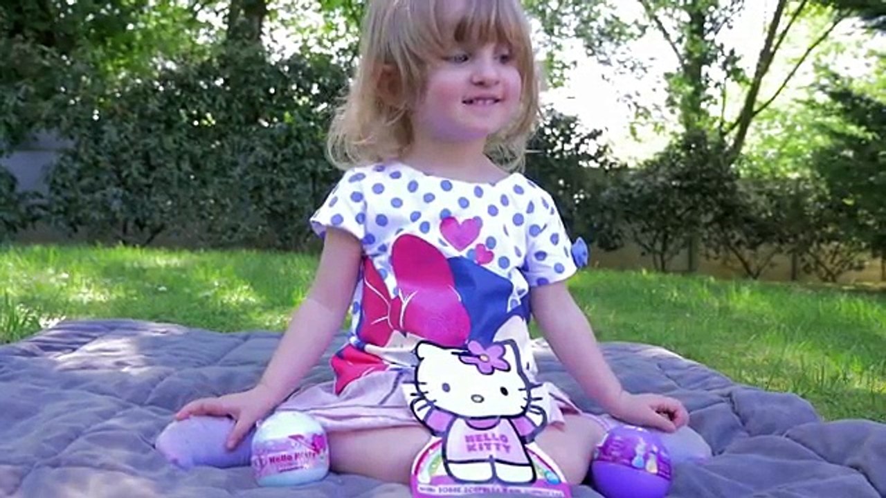 Et bonjour Salut minou déballage jouet boule surprise disney princesse disney prin