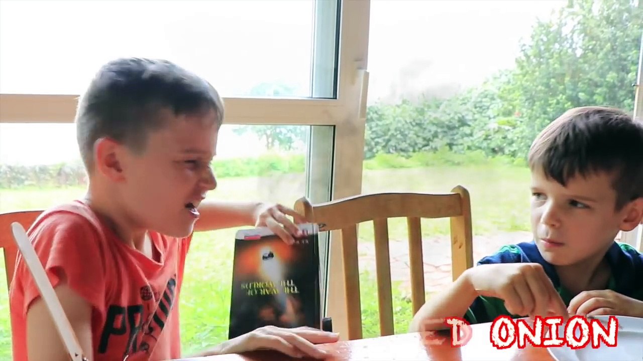 FOOD PRANK CHOCOLATE ONION Prank April Fools Day Carmel Covered Onion superhero FAMILY BAD PRANK