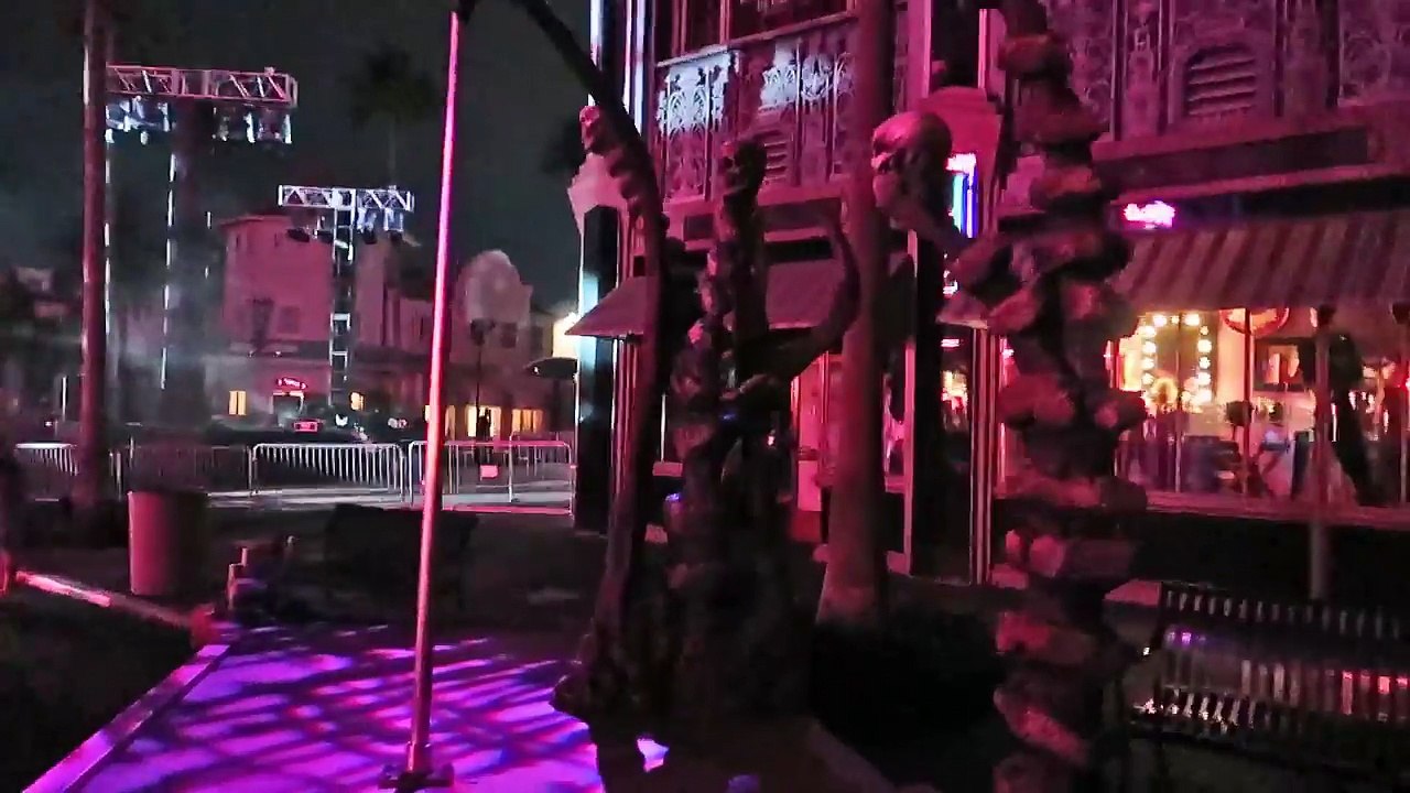 Our First Look At HHN 2017 At Universal Studios Orlando | All The Halloween Fun & Frights!