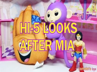 HI-5 LOOKS AFTER MIA emoji FILM FINGERLING WONDERWOMAN TOYS PLAY DC COMICS