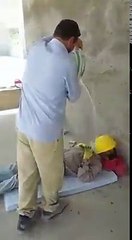 İnşaatta uyku şakası - acemikamera