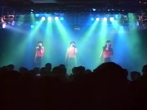 ゴルビーズ from 東京パフォーマンスドール／LET'S FALL IN LOVE (IT ONLY TAKES A MINUTE)