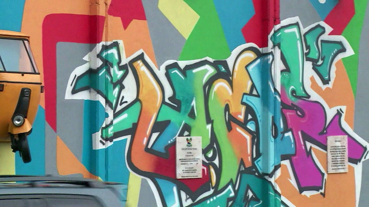 Le graffiti se crée une place sur les murs de Lagos