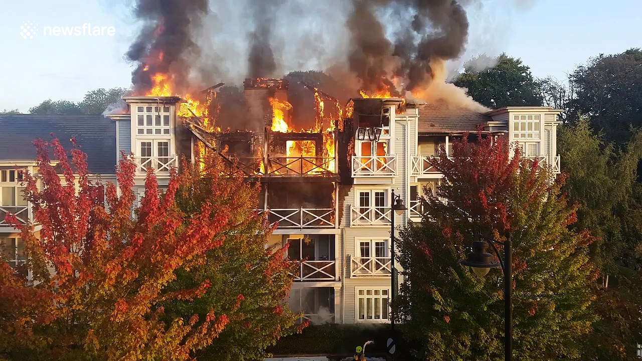 Firemen tackle huge blaze in Kent, UK