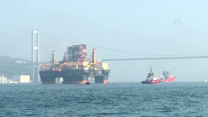 Dev Petrol Arama Platformu İstanbul Boğazı'nda