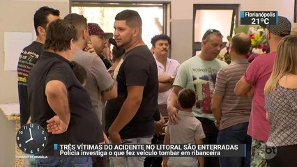 Vítimas de acidente com micro-ônibus são enterradas no interior de SP