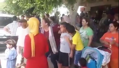 صفاقس : عدد من الأولياء يطالبون بنقل المعلمة فائزة السويسي من مدرسة عقبة بن نافع