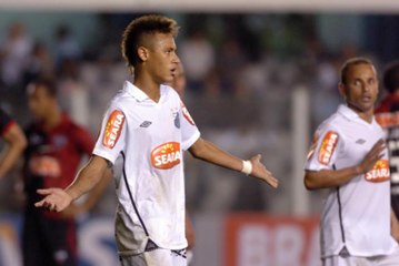 Déjà en 2010, Neymar avait fait la tête pour un penalty