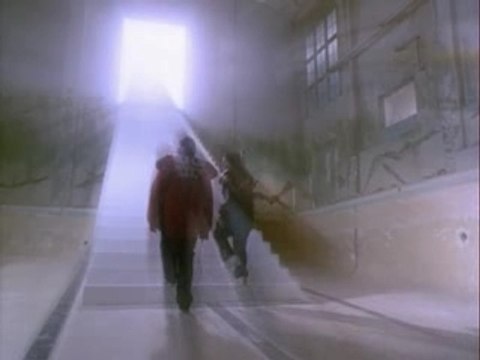 Idle Hands (Theatrical Trailer)