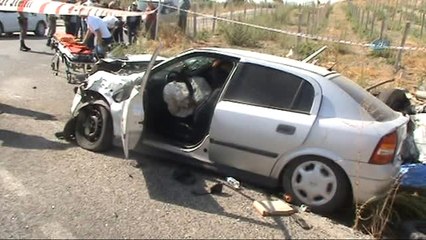 Manisa'da Feci Kaza: 2 Ölü, 7 Yaralı