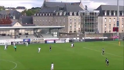 foot : super sombrero du gardien de but de l'équipe de Vannes