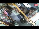 Djali ngacmon vajzën seksualisht në autobus urban, por ja si e pëson... (360video)