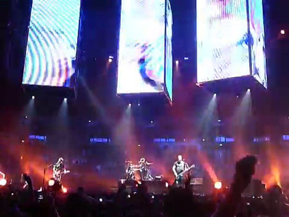 Muse - Stockholm Syndrome, Acer Arena, Sydney, Australia  12/9/2010