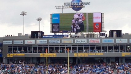 Melvin Gordon Scores First TD For Los Angeles Chargers