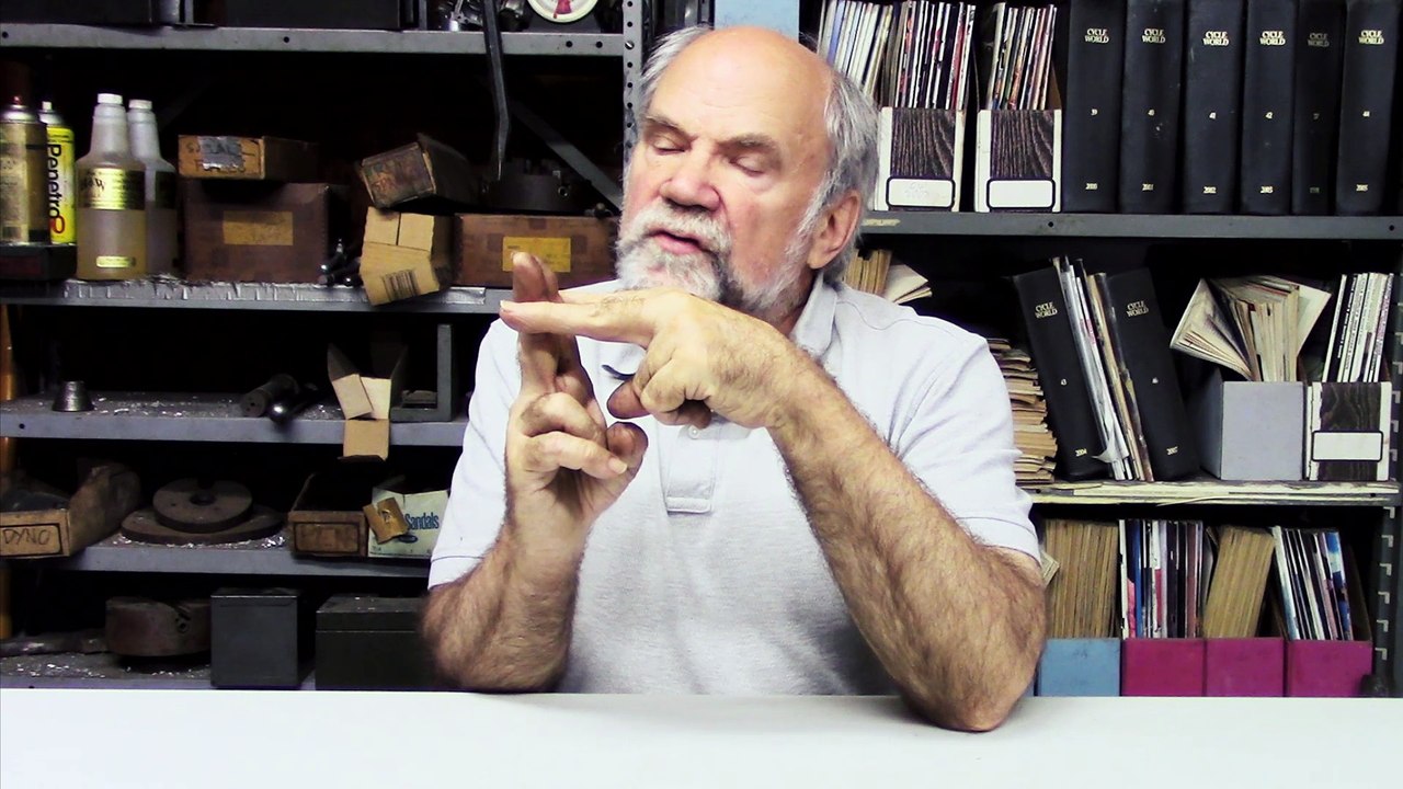 How Does Motorcycle Chassis Robustness Affect Handling?