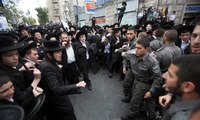 Orang Yahudi Ultra-Ortodoks Protes Keharusan Wajib Militer