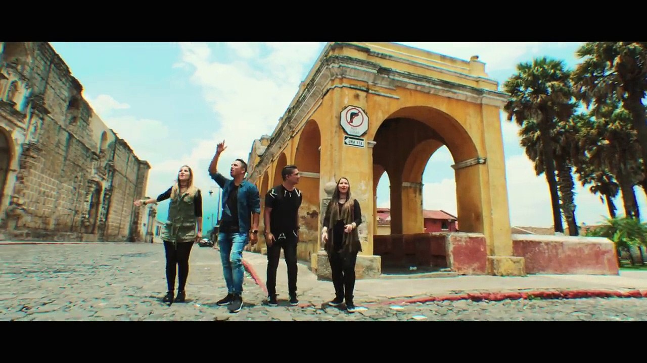 Abre Los Cielos ft. Miel San Marcos