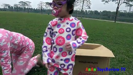 Bad Baby Doctor Victoria & Sick Annabelle Toy Freaks Hidden Surpise Egg ❤ AnAn ToysReview TV ❤