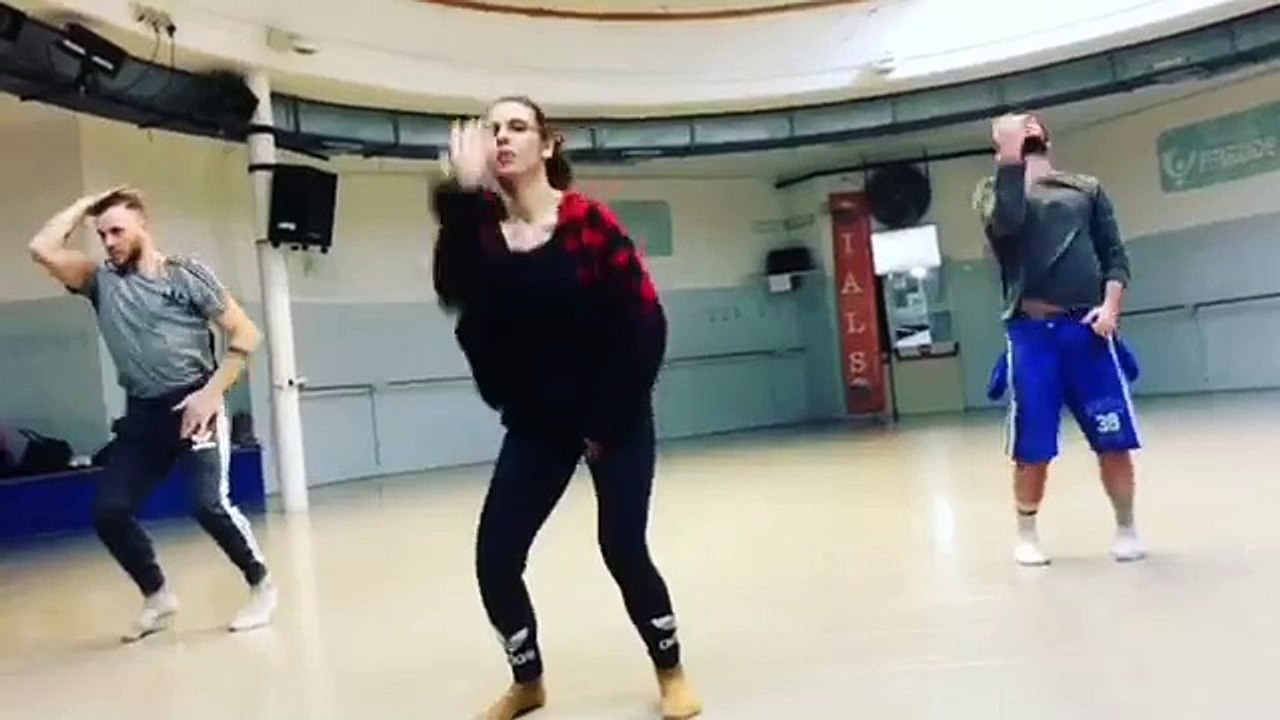 Adele - Hometown Glory (remix) - Choreography by Alex Imburgia, I.A.L.S. Class combination