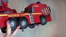 Feuerwehr FIRE HERO von Dickie Toys | Sound, Licht, Wasserspritze | Firetruck