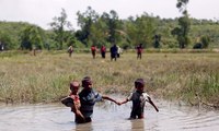 Kamp Pengungsian Rohingya, Berlumpur dan Sanitasi Buruk