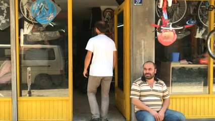 Bisiklet Dükkanında Babasına Yardım Ediyordu, Çekilişten 500 Bin TL'lik Araç Kazandı