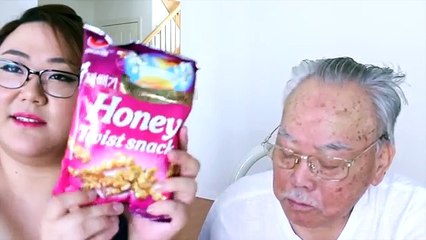 Trying Korean Snacks with Grandpa!