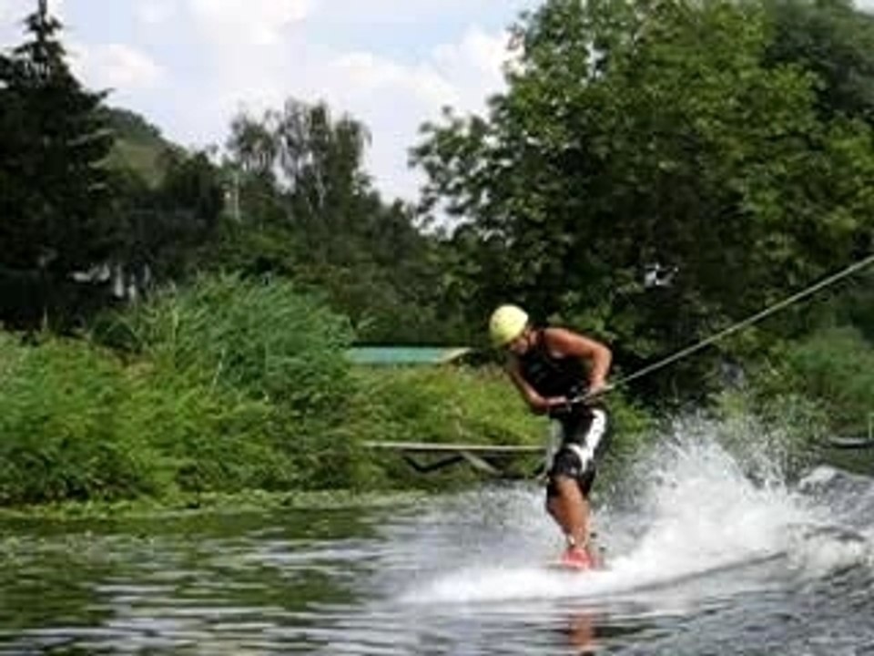 Cestik slide