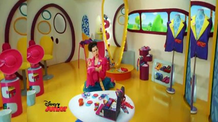 Junior Express Exposición de juguetes (Teaser)