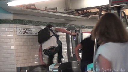 Upupuper les fraudeurs dans le métro parisien (Caméra cachée)