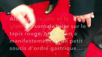 Moment pas glamour sur le tapis rouge