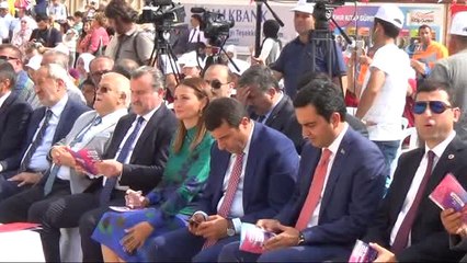 Gençlik ve Spor Bakanına 40 Davul Zurna ile Karşılama