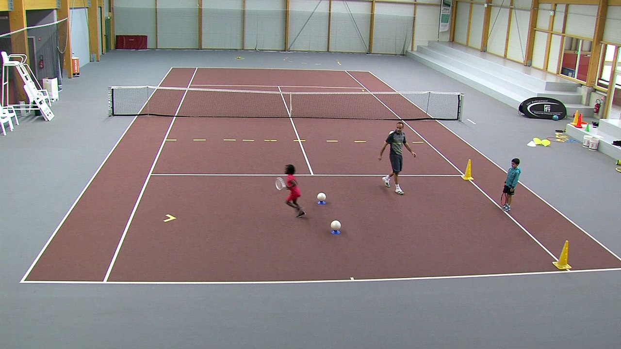 Galaxie Terrain blanc Fond de court