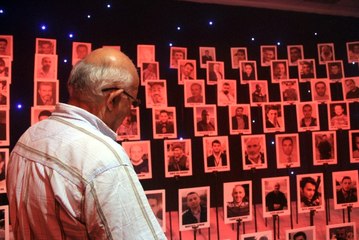 Taksim Metrosu'nda 15 Temmuz Yolculuğu