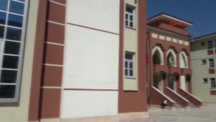 Kocaeli 7 Milyon Liraya Mal Olan Okulda 45 Öğrenci Var