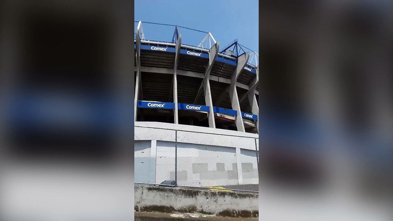 Etsadio Azteca se rompe