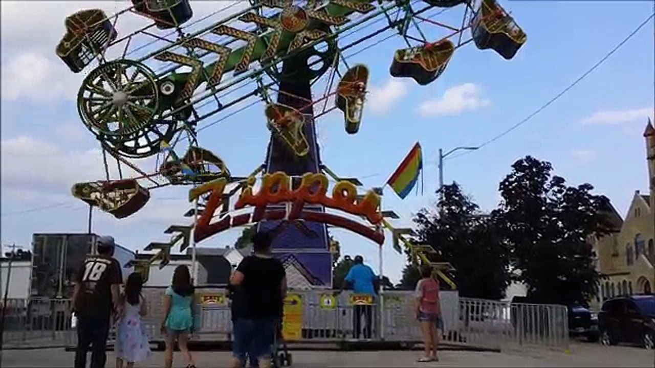 Zipper Carnival RIde