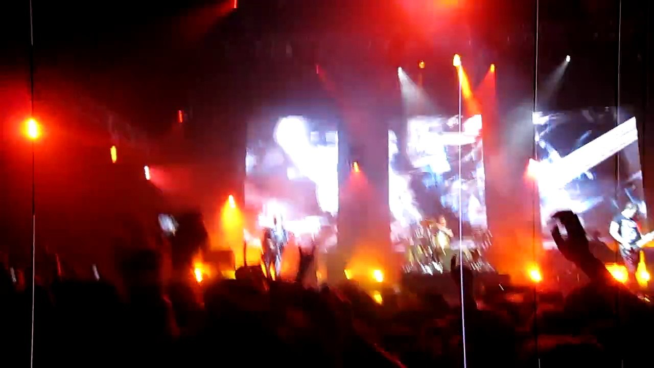 Muse - Stockholm Syndrome, AsiaWorld Expo, Hong Kong, China  2/6/2010