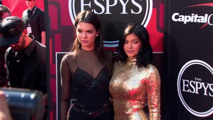 Kylie Jenner & Kendall Jenner Reveal Laziest Kardashian