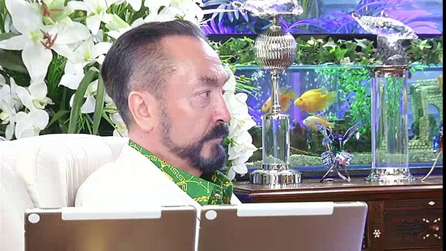 Hem Darwinizm hem gelenekçi ortodoks İslam yaşamın anlamını ortadan kaldırır.