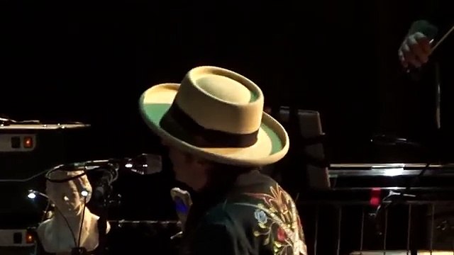 Bob Dylan Blowin' in the Wind - October 18 , 19 – 2015 – Bob Dylan Paris – Île-de-France