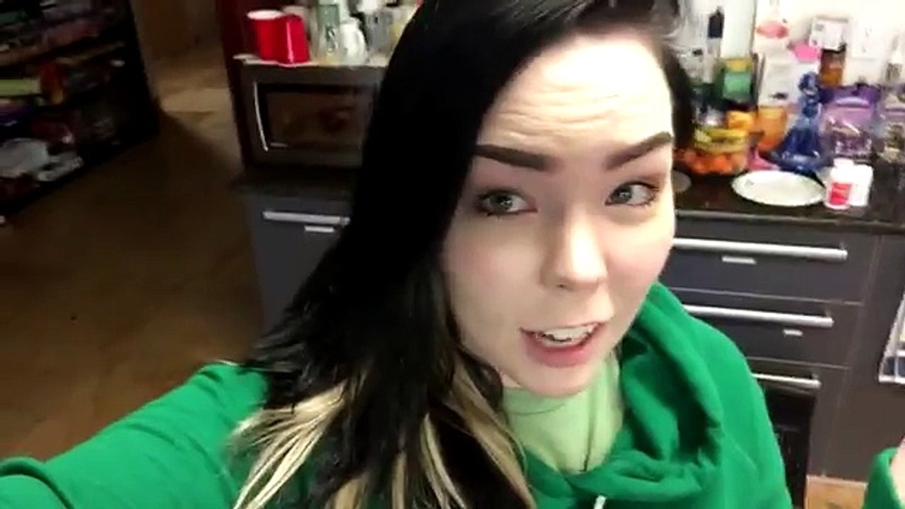 ►Follow Me around - Kitty Kat Gaming Edition!! BONUS PEPPER EATING FOOTAGE with EGORAPTOR